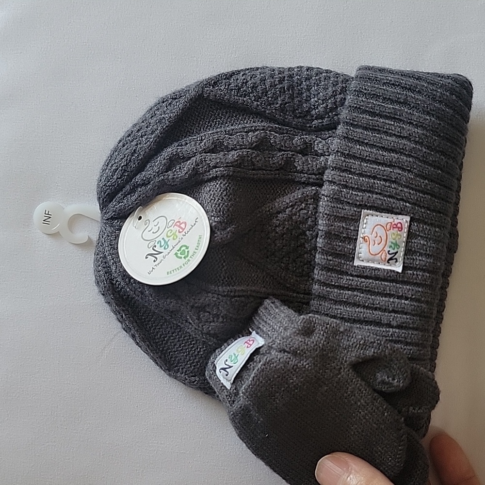 Infant Cable Knit Hat